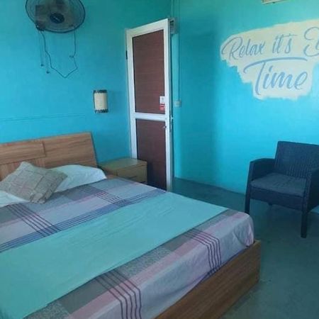 Tilapasse Resto & Guest House Port South East Extérieur photo