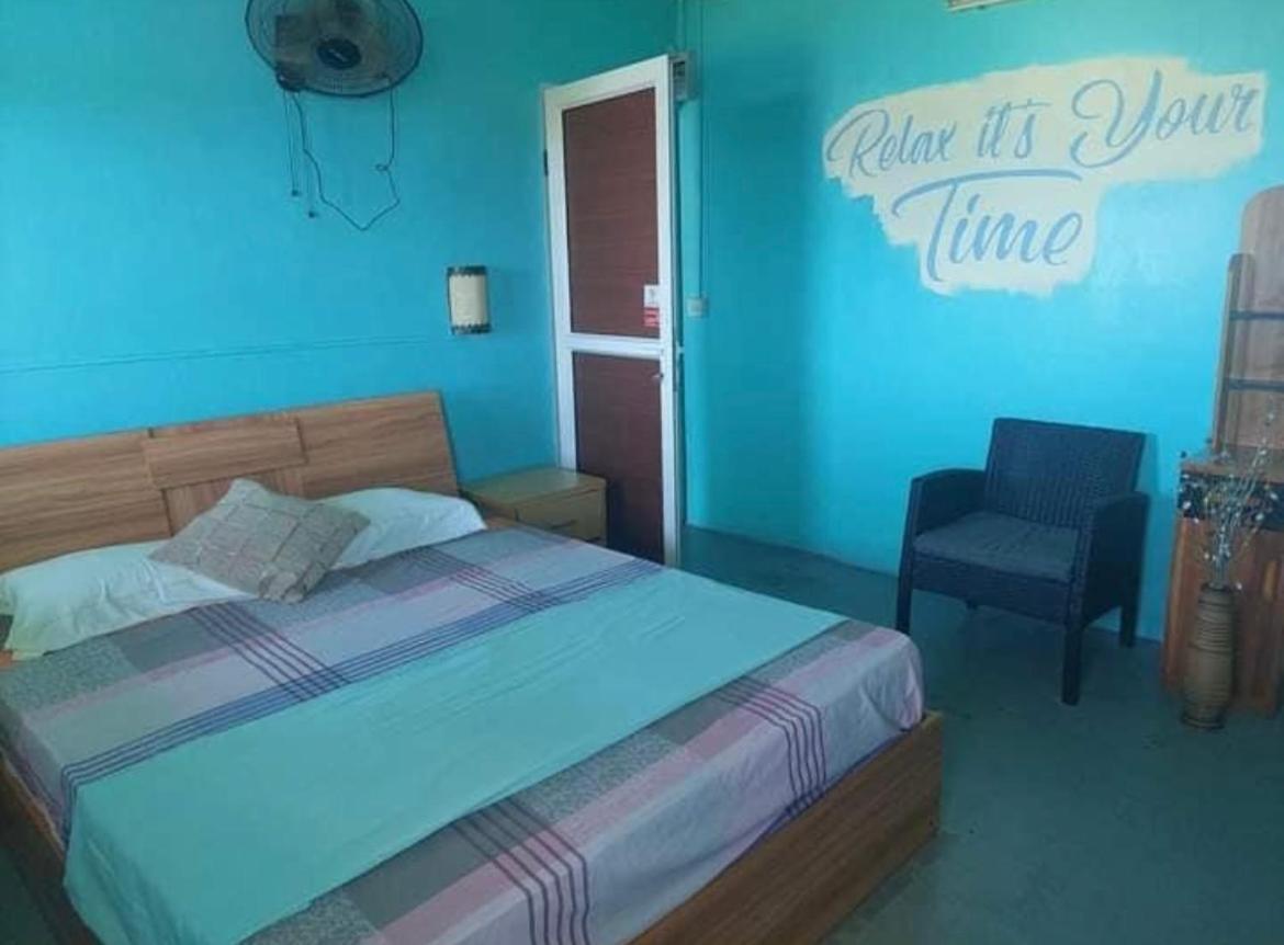 Tilapasse Resto & Guest House Port South East Extérieur photo