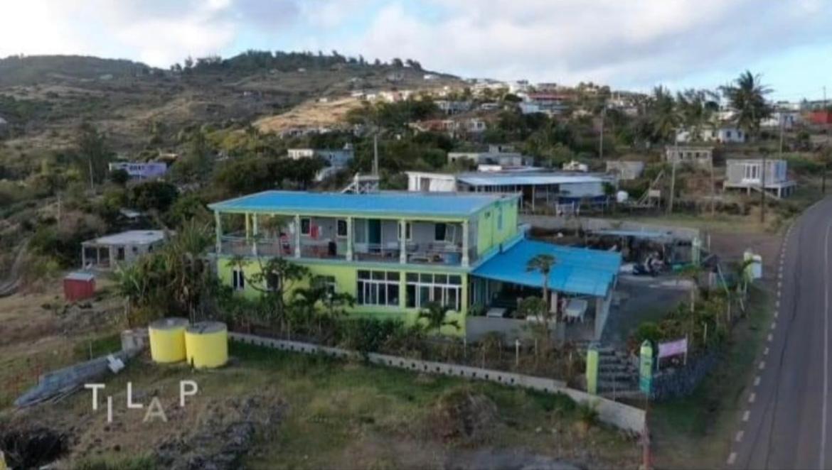 Tilapasse Resto & Guest House Port South East Extérieur photo