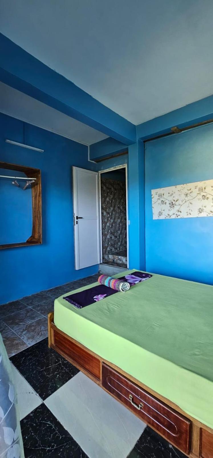 Tilapasse Resto & Guest House Port South East Extérieur photo